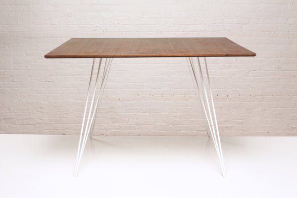 Williams Table / Walnut / Rectangle