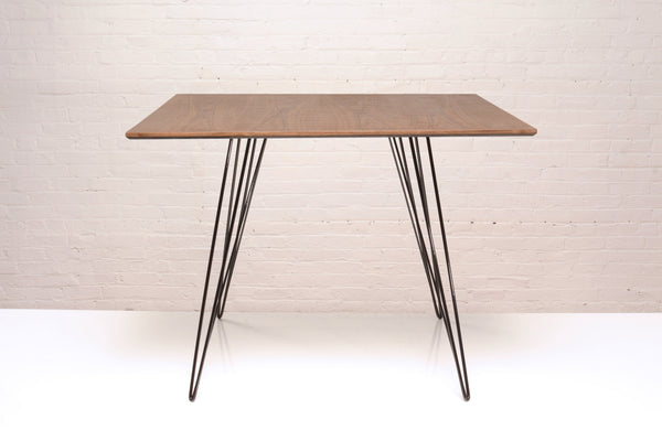 Williams Table / Walnut / Rectangle