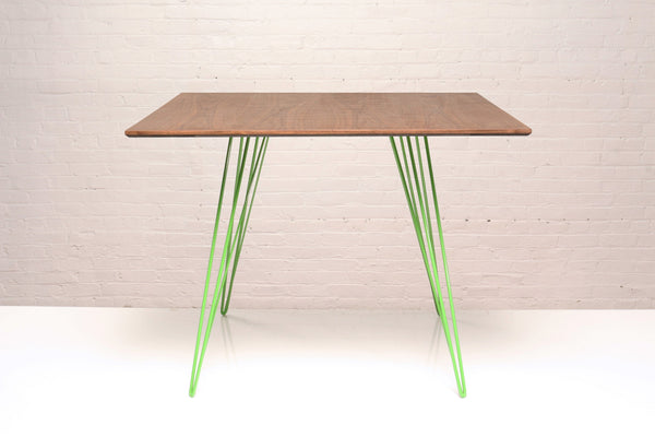 Williams Table / Walnut / Rectangle