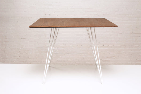 Williams Table / Walnut / Rectangle